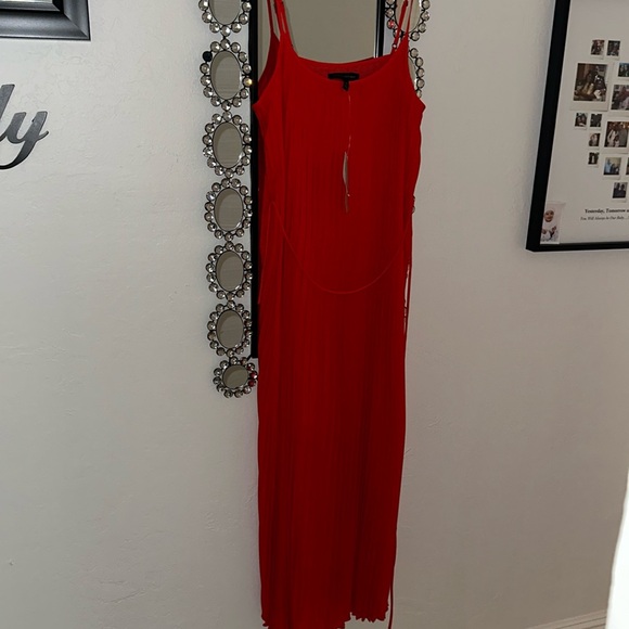 Banana Republic Factory Dresses & Skirts - Banana Republic Factory Red Sleeveless Pleated Maxi Dress (NWT)